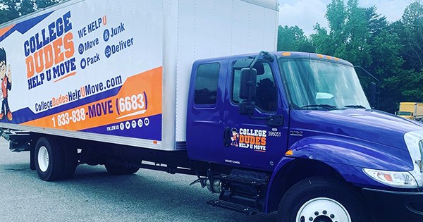 College Dudes Help U Move Truck