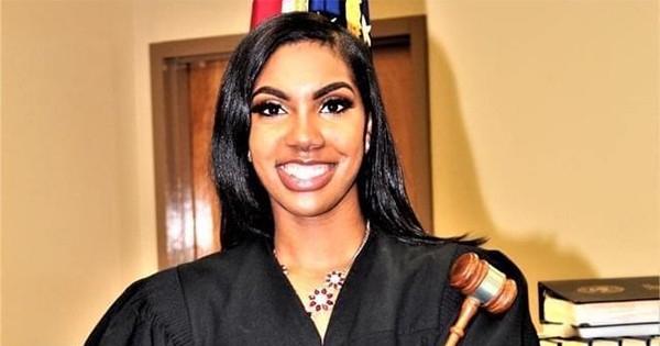 28-Year-Old Shequeena McKenzie Becomes First Black Female Judge in Mississippi City of McComb